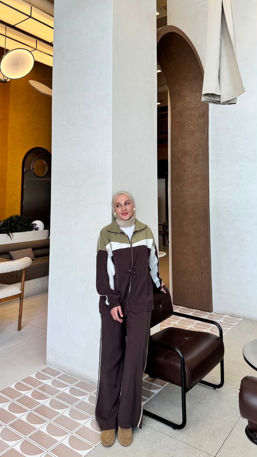 Color-Block Sport Set - Brown