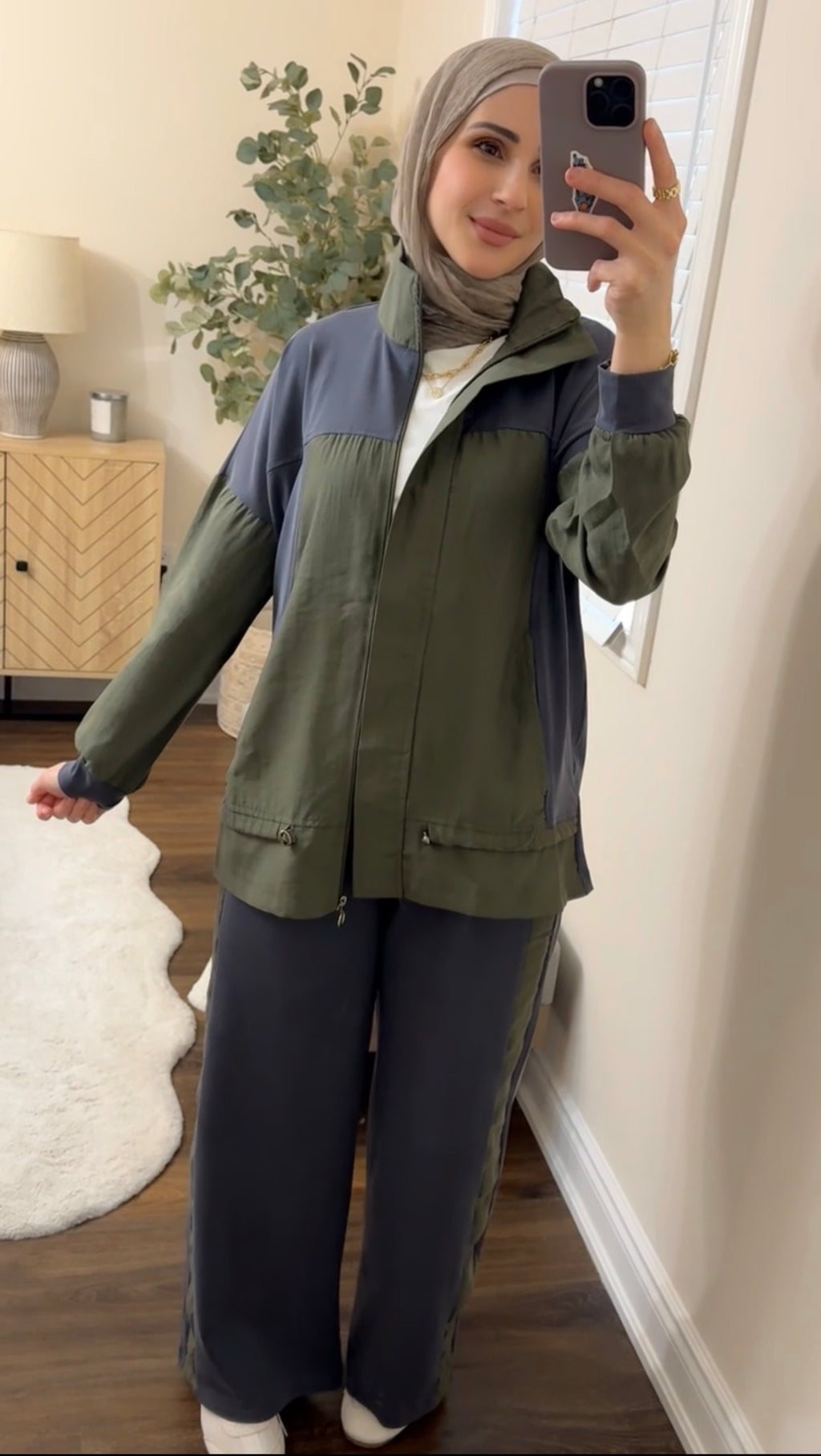 Active Zenith Two-Piece Set