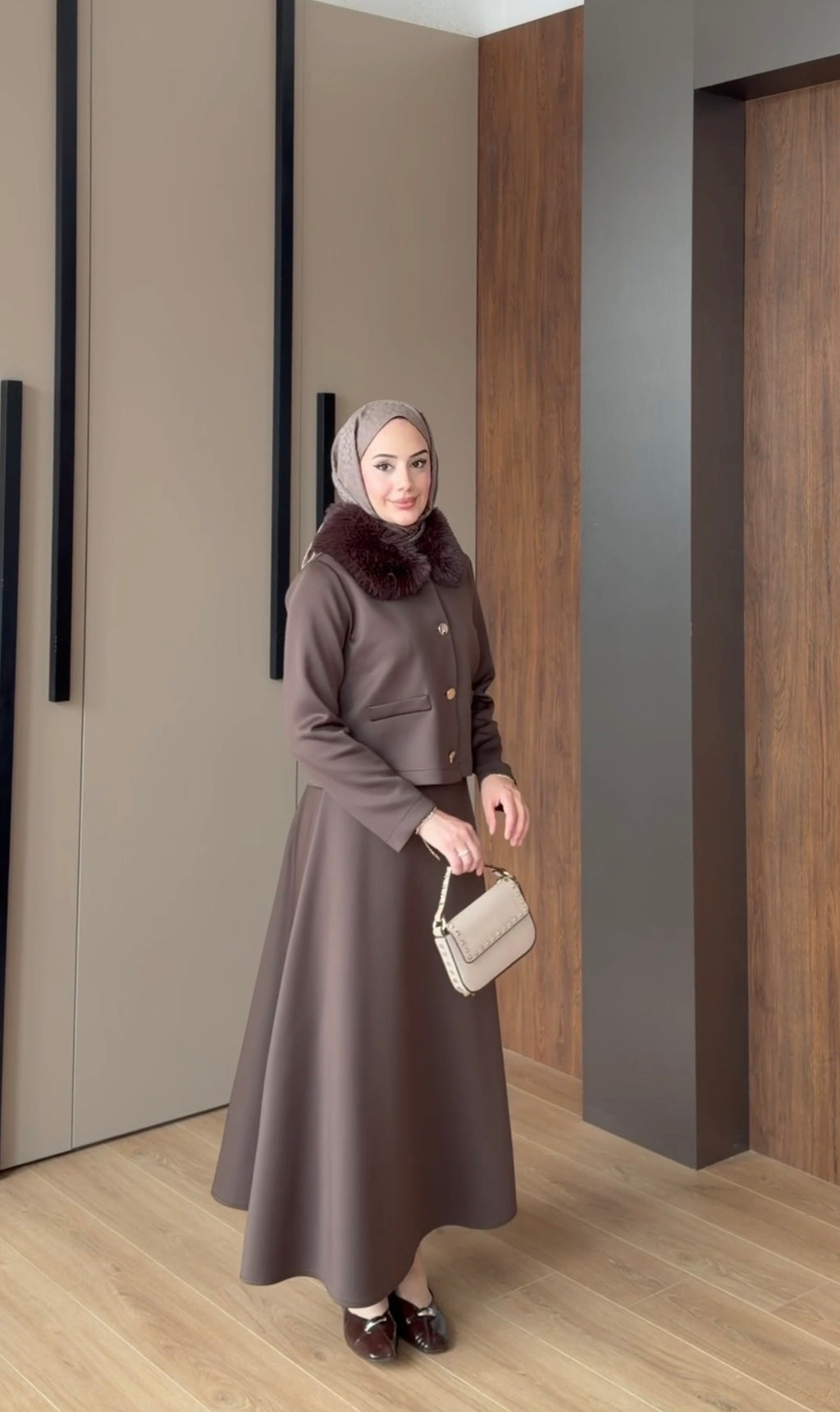 Elegant Fur-Trimmed Scuba Skirt Set