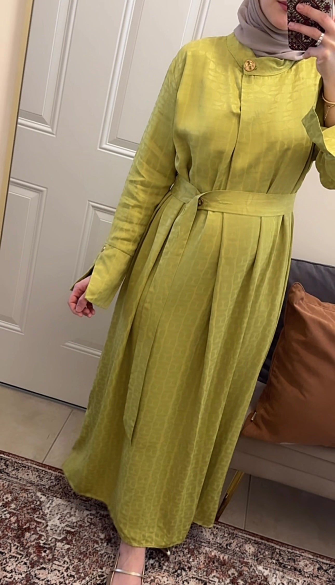 L I M E GREEN SATIN DRESS with Belt image 2