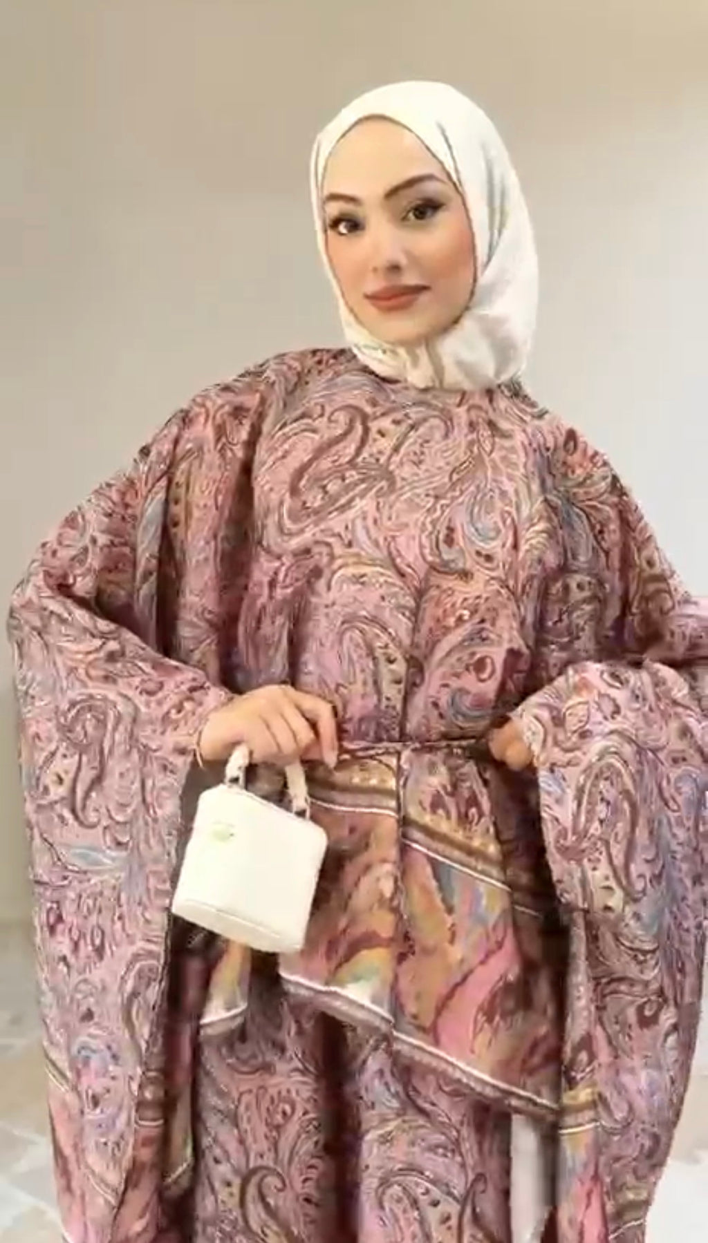 The Sultan Paisley Satin Butterfly Set