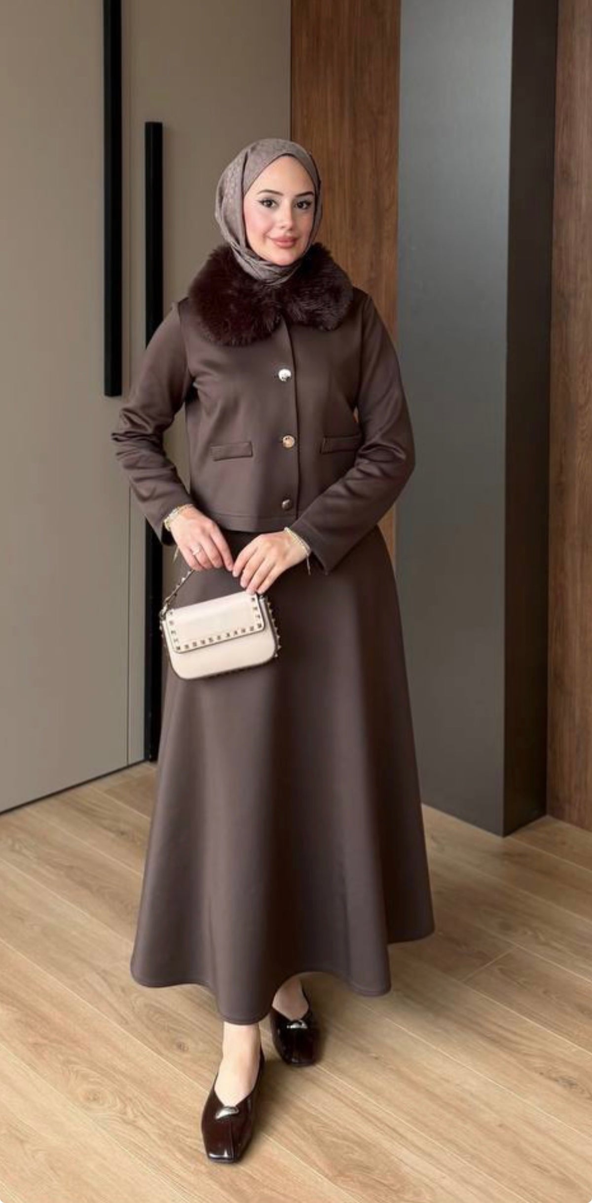 Elegant Fur-Trimmed Scuba Skirt Set