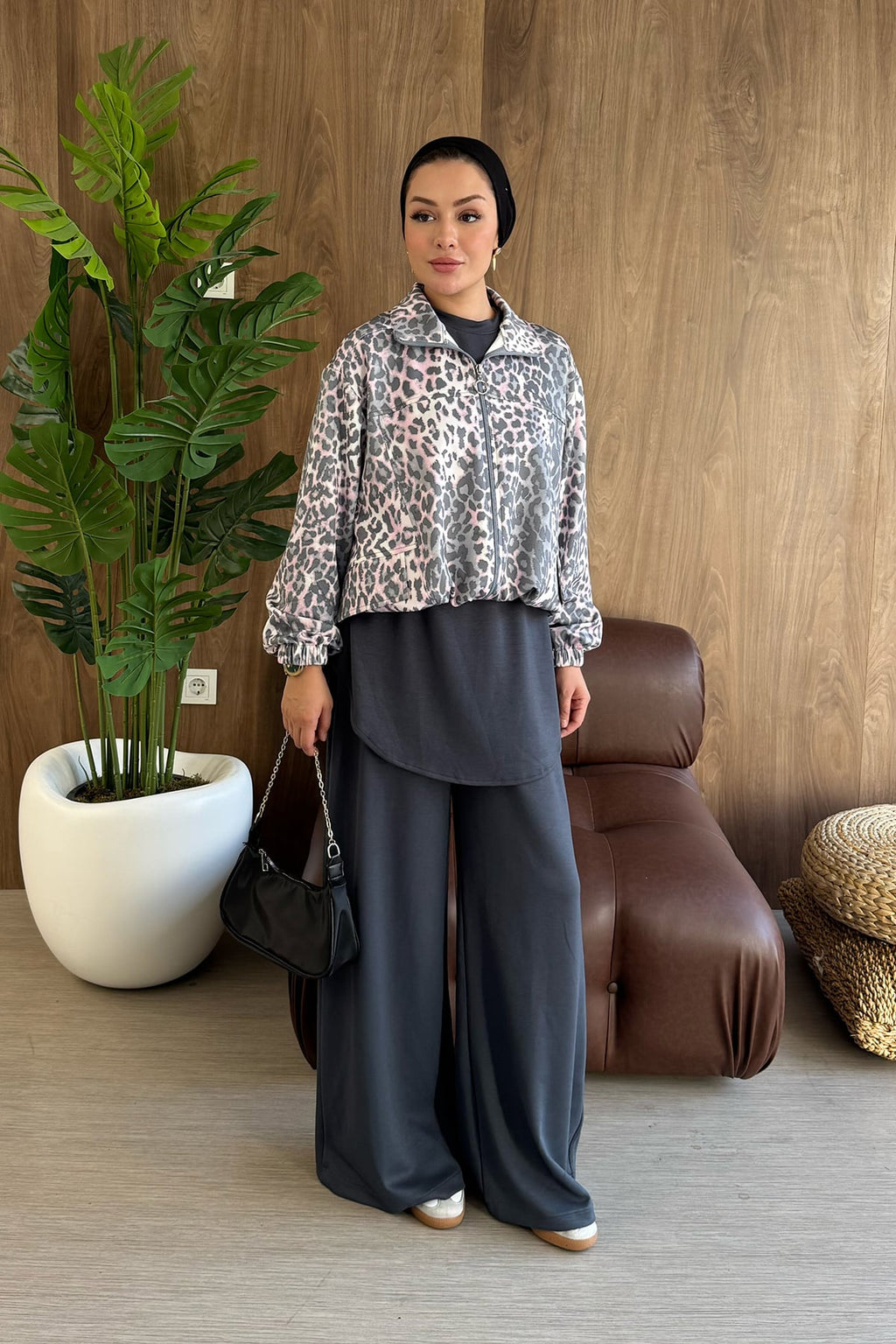 Leopard Accent 3-Piece Modest Lounge Set - Dark Grey