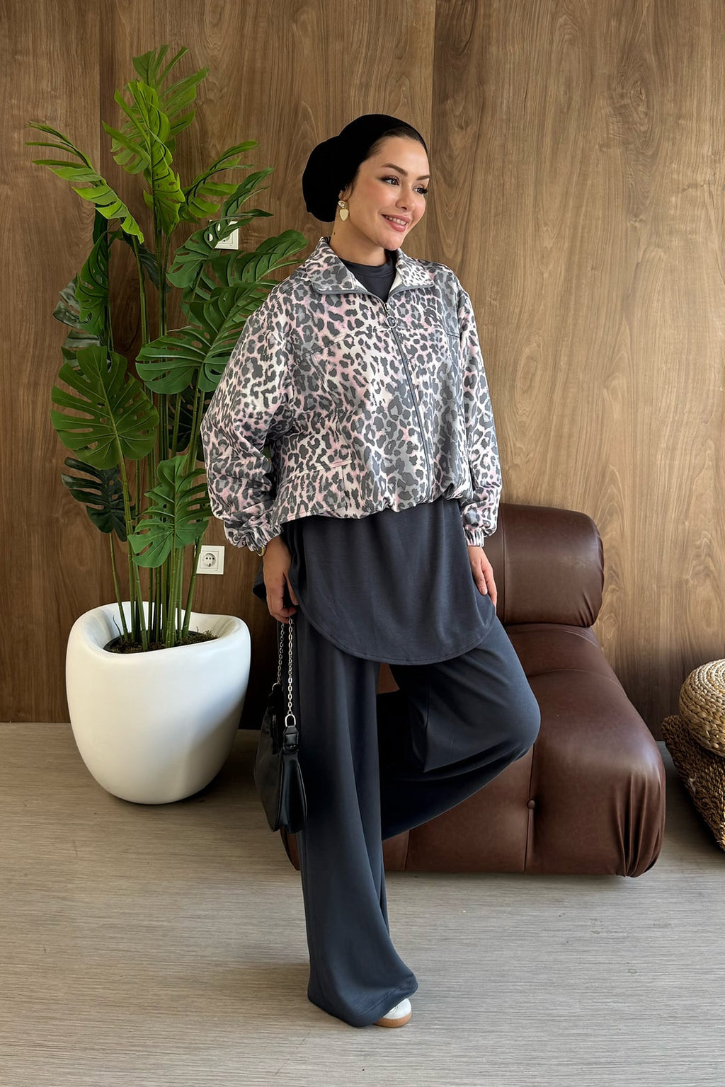 Leopard Accent 3-Piece Modest Lounge Set - Dark Grey