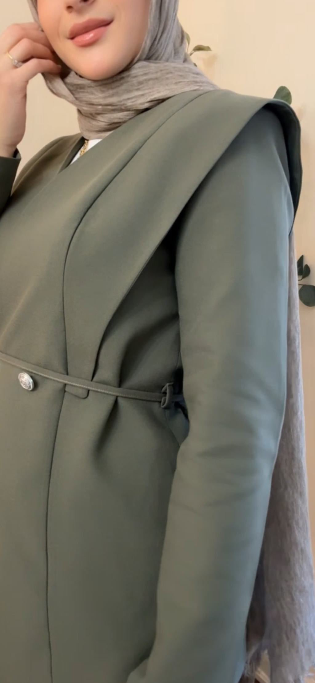 Olive Élégance Ensemble