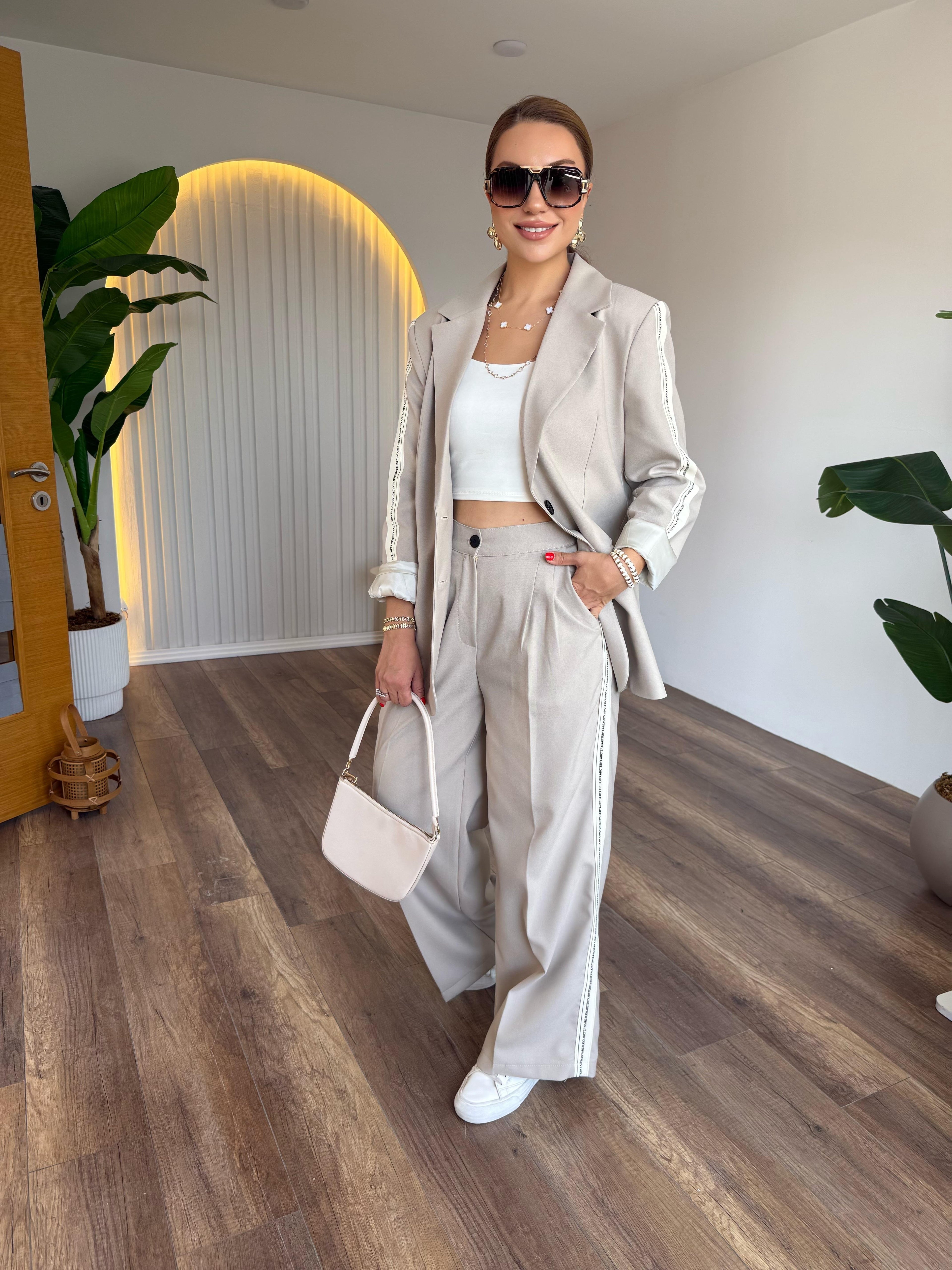 2 -PIECE BEIGE STRIP DETAILED JACKET SET