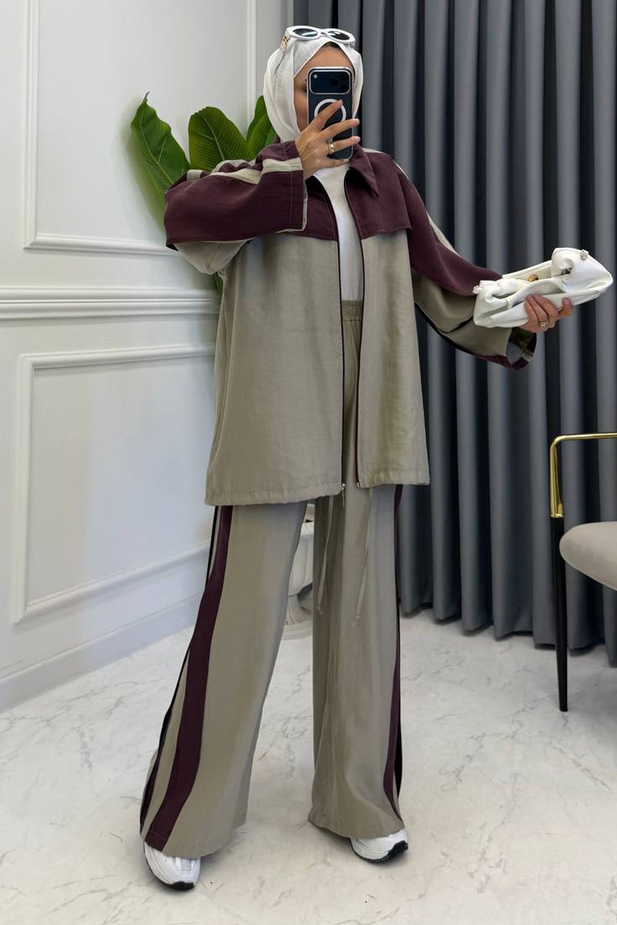 The Earth & Stone Modest Coordinates - Burgundy