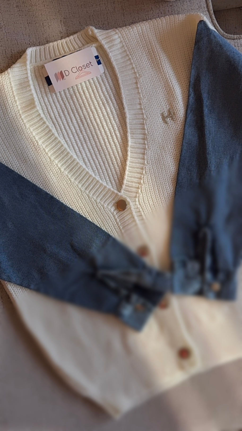 Knitted Cardigan with Denim Sleeve - White image 8