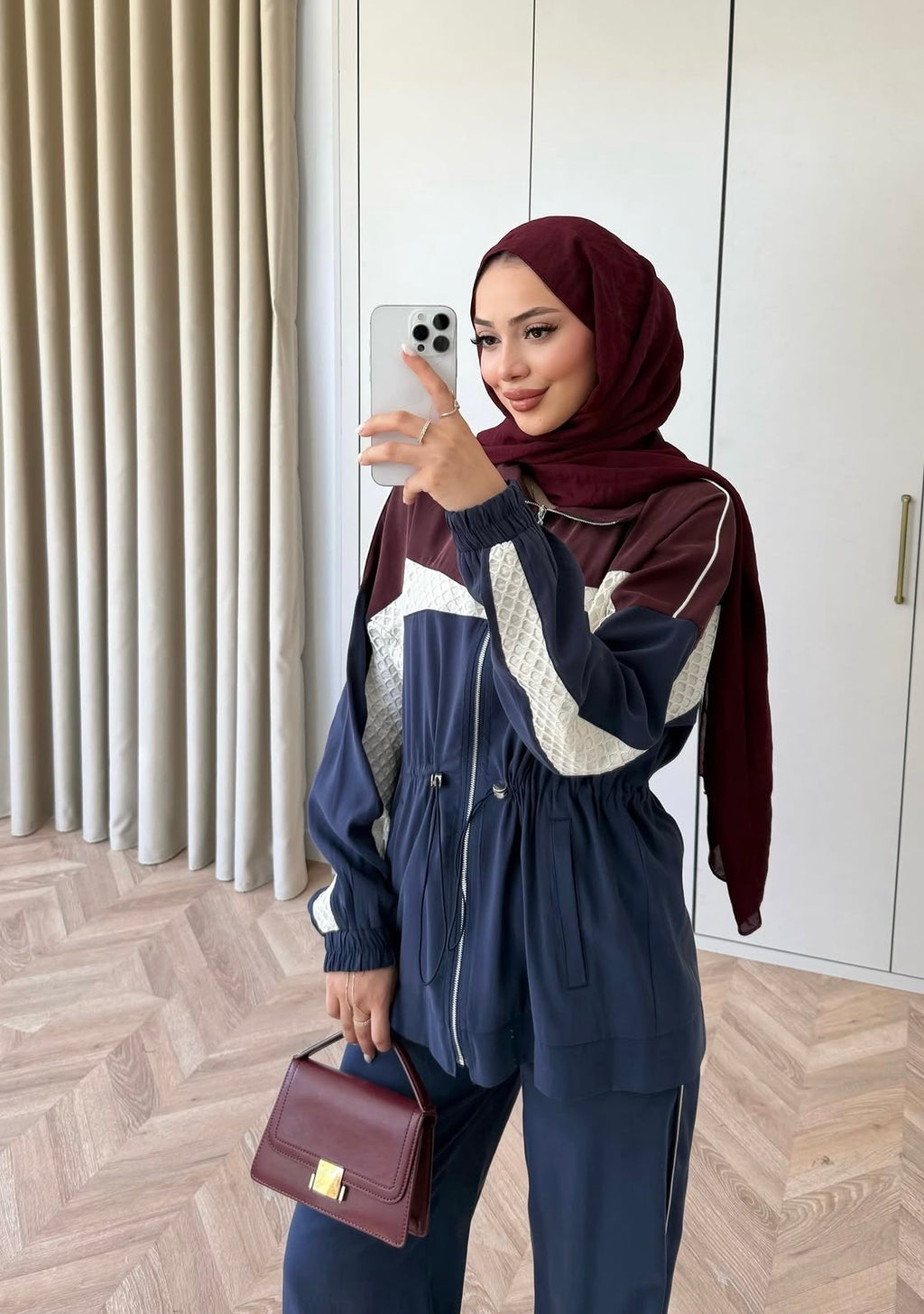 Color-Block Sport Set - Navy Blue