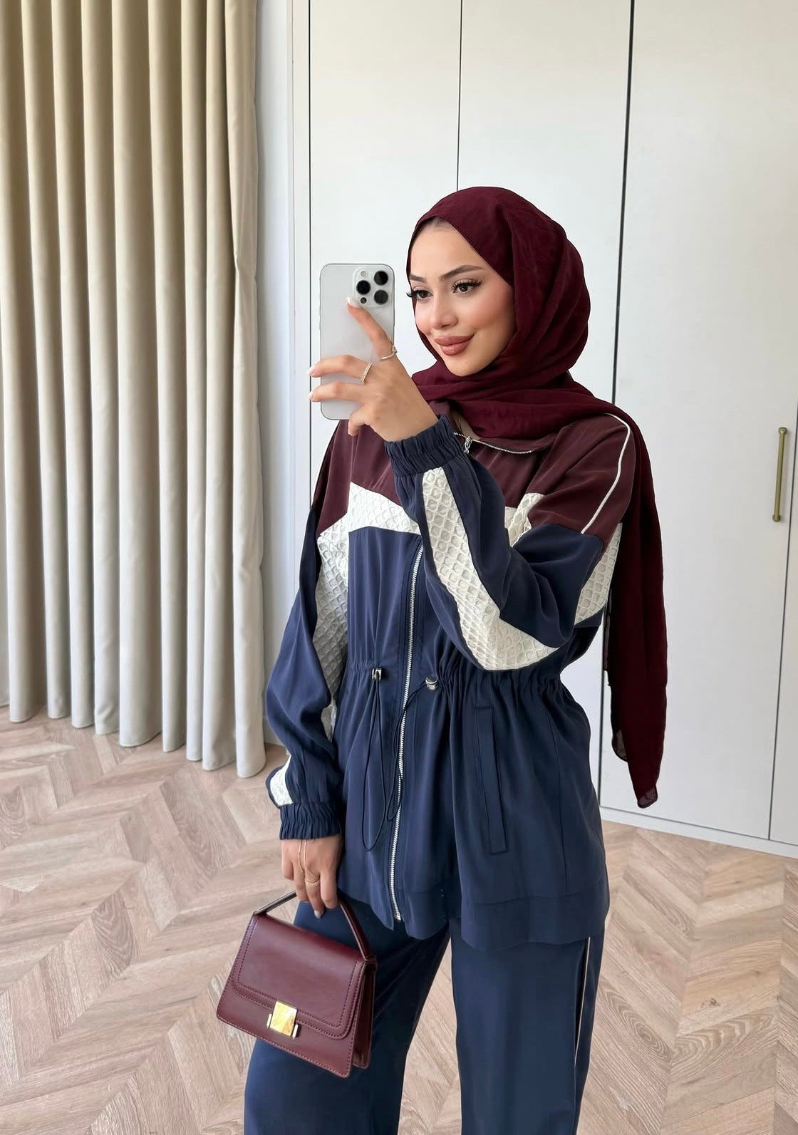 Color-Block Sport Set - Navy Blue