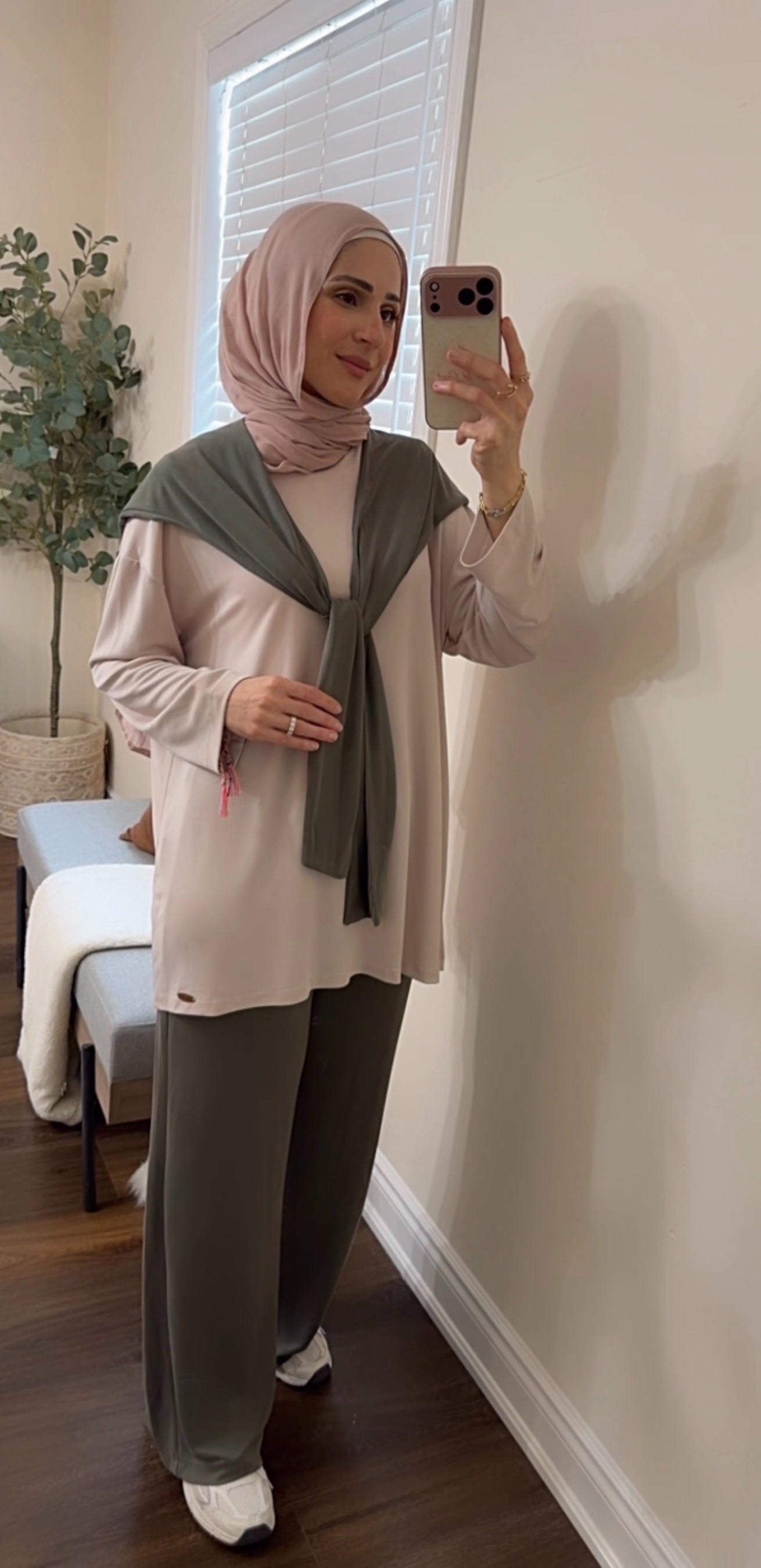 The Soft Touch Layered Loungewear Set - Olive Green