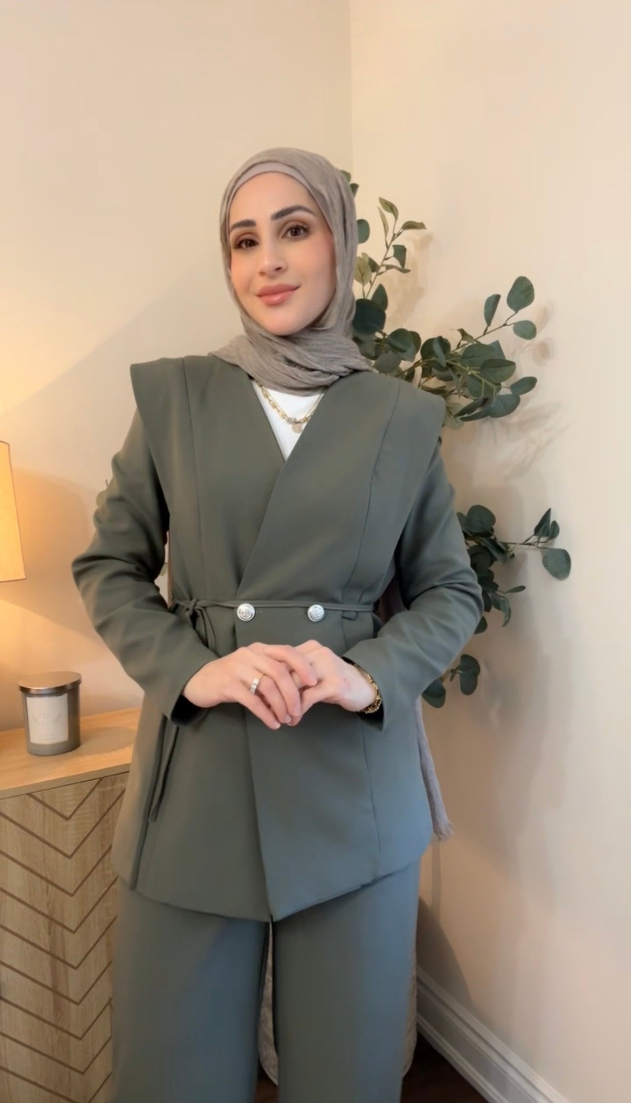 Olive Élégance Ensemble