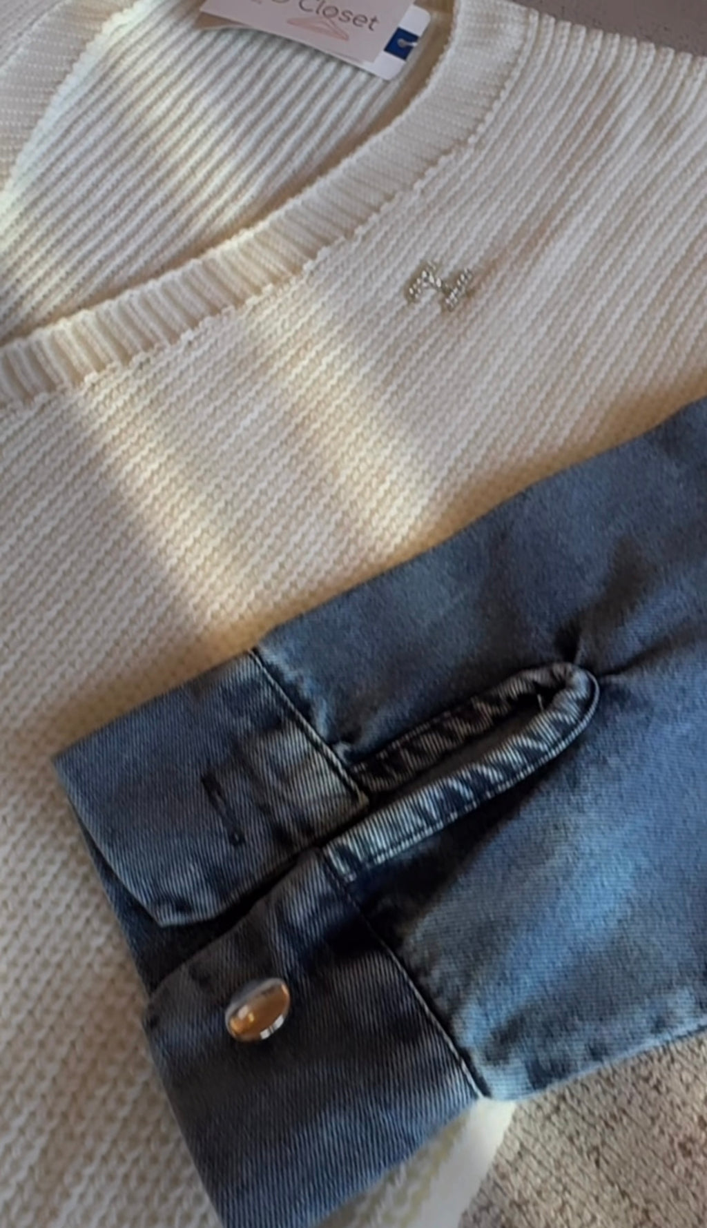 Knitted Cardigan with Denim Sleeve - White image 5