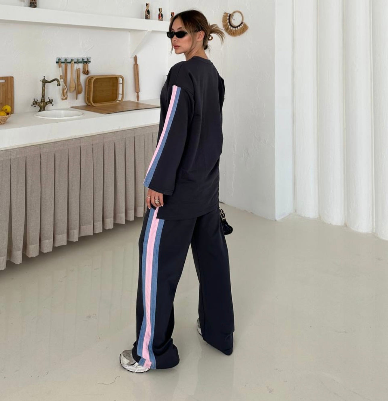 Two-Piece Relax Fit Tracksuit - Grey image 3