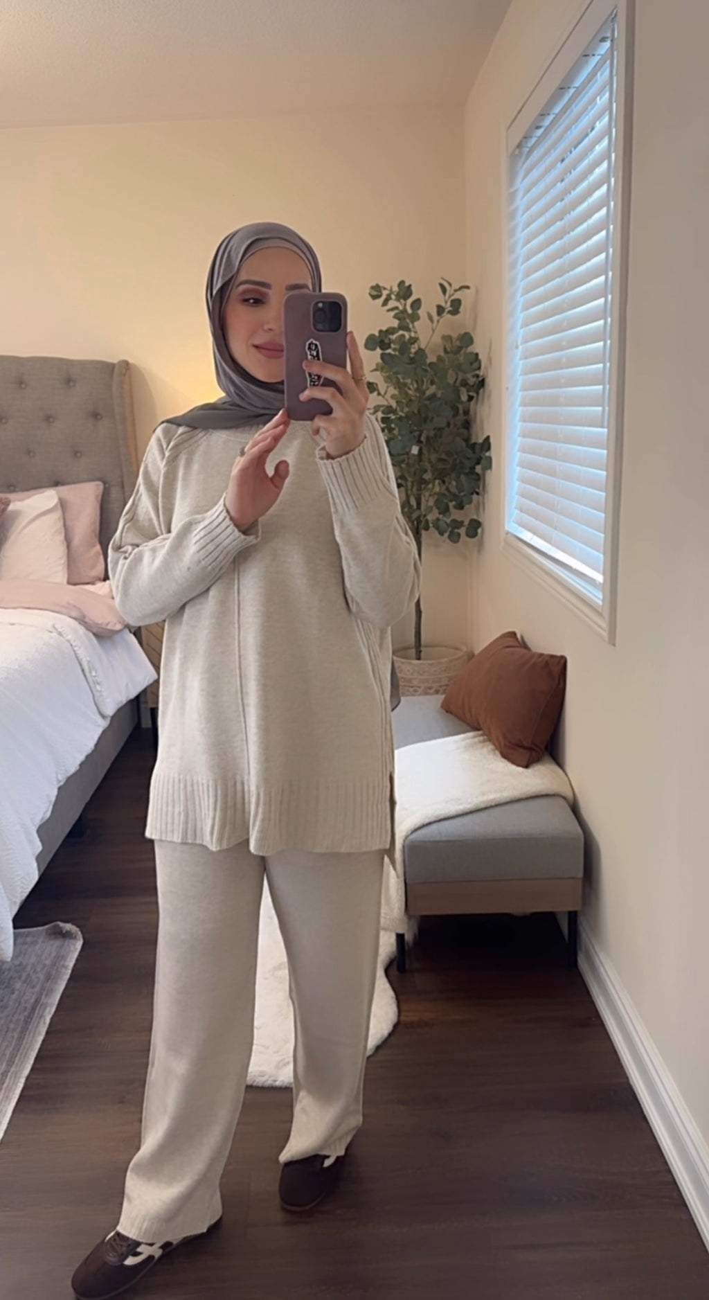 Chic Knit Essentials Set - Beige image 3