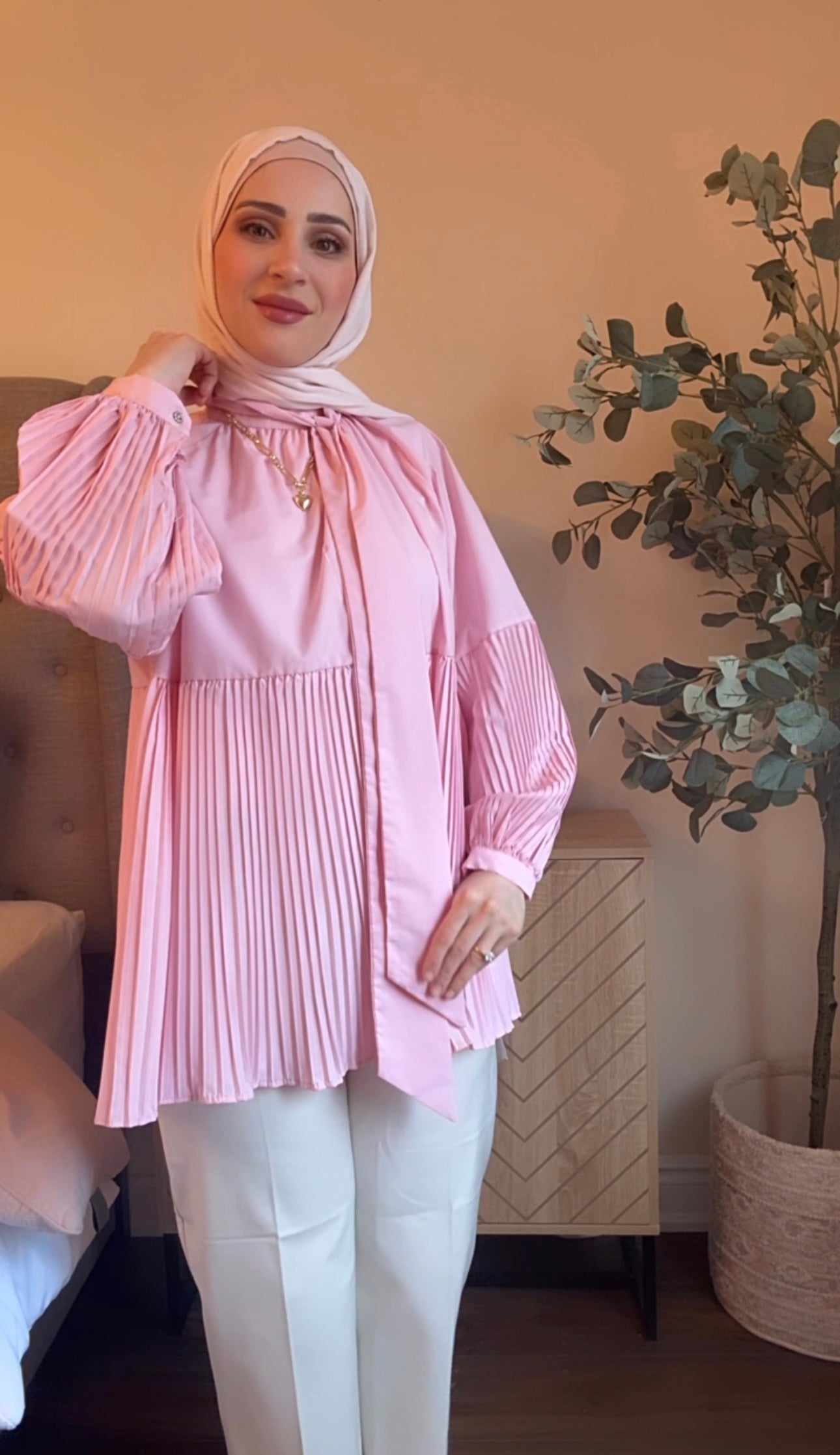 Pleated Elegance Bow Blouse – Soft Pink image 3