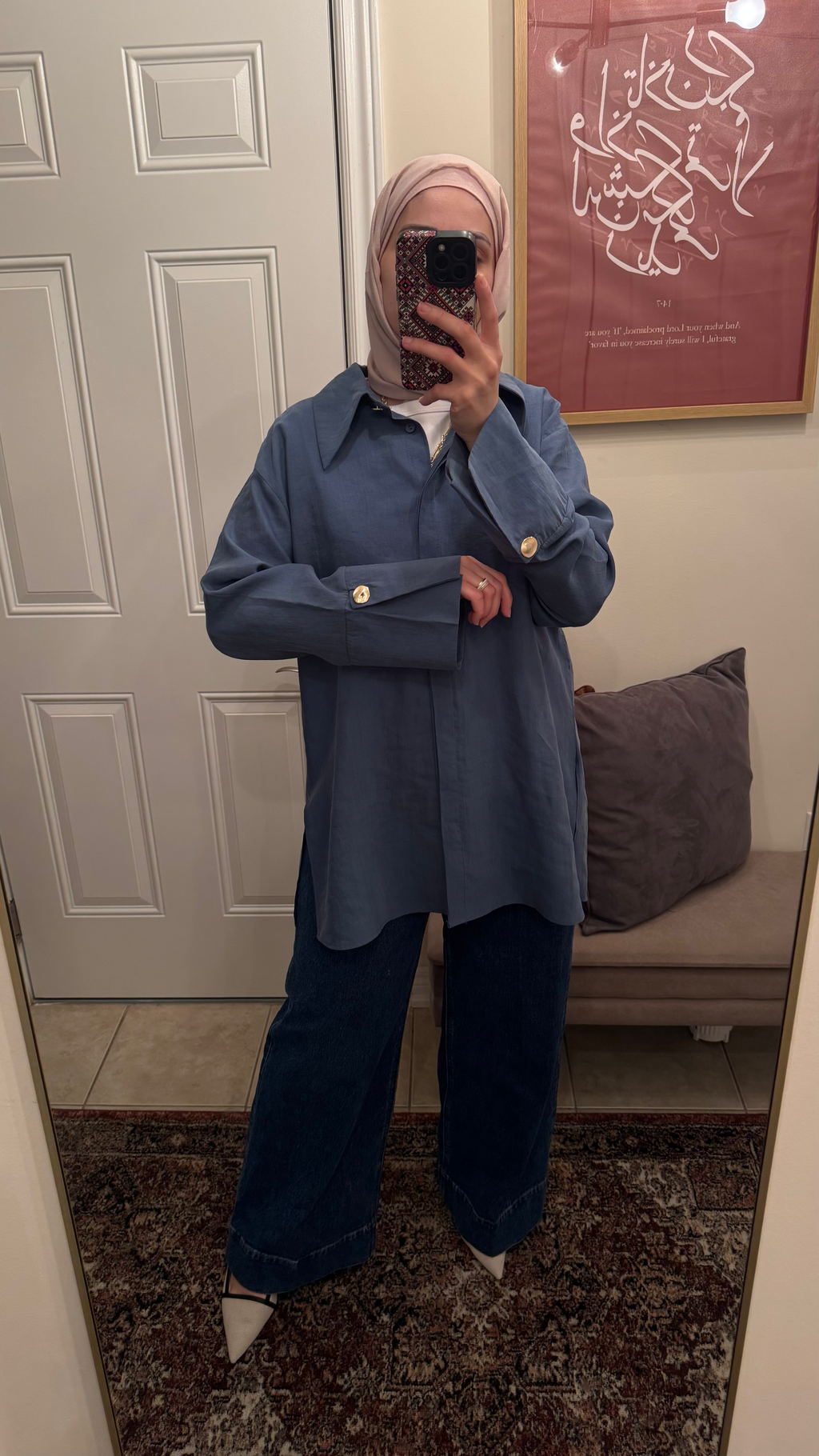 Golden buttoned Poplin Shirt image 9