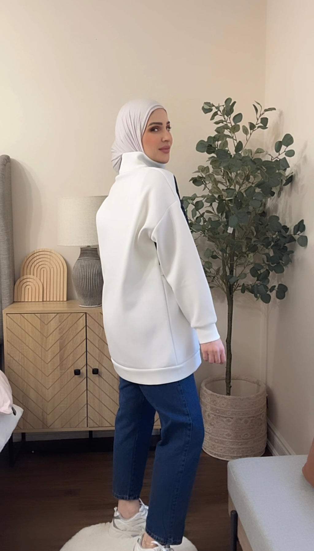 Denim Touch Set – طقم سكوبا مع جينز  image 2